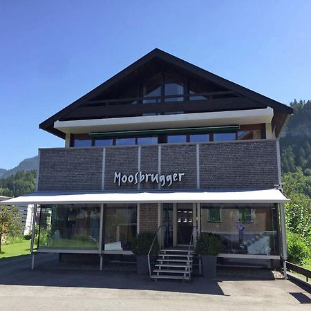 Modern Holiday Home With Mountain View بيزاو المظهر الخارجي الصورة