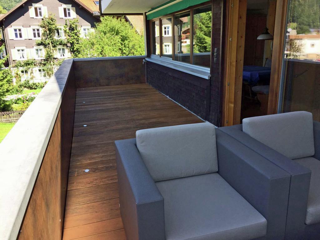 Modern Holiday Home With Mountain View بيزاو المظهر الخارجي الصورة